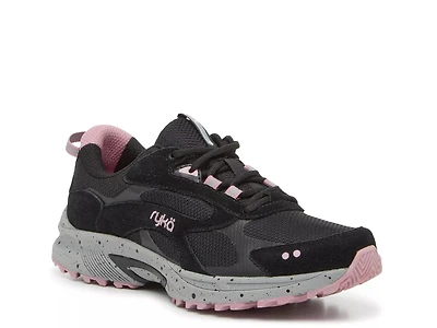 Sky Stride Walking Sneaker