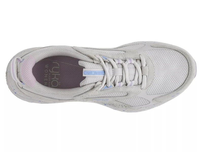 Sky Stride Walking Sneaker