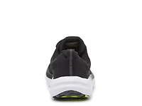 Assert 10 Running Shoe