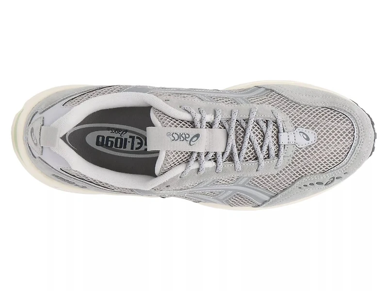 1090 v2 Sneaker