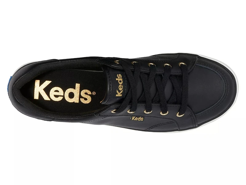 Center III Sneaker