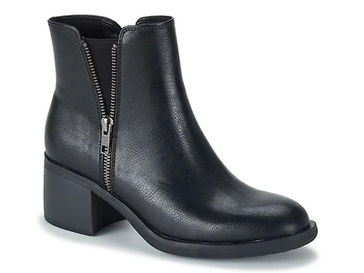 Avery Bootie