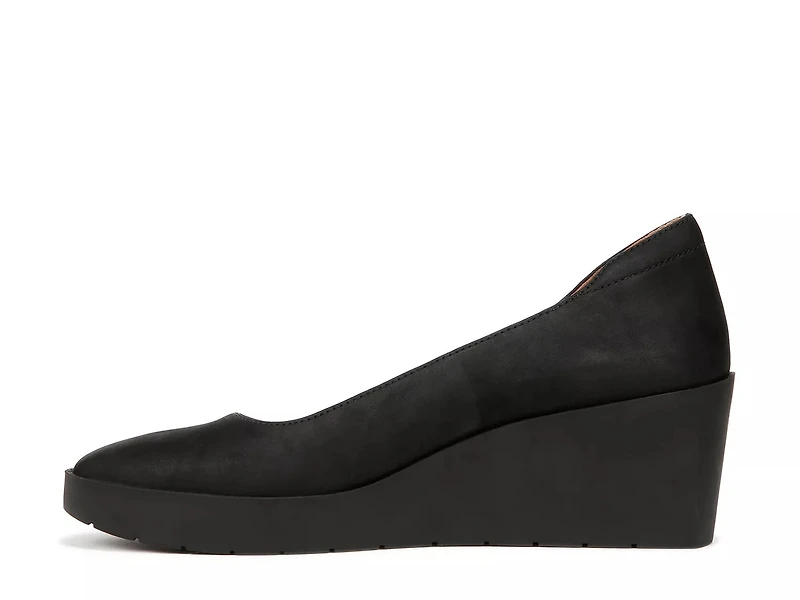 Sereno Wedge Pump