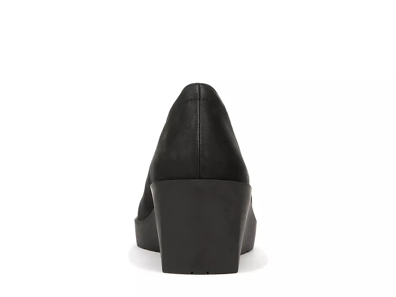 Sereno Wedge Pump
