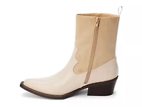 Harriet Bootie
