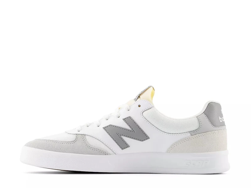 CT300 v3 Court Sneaker