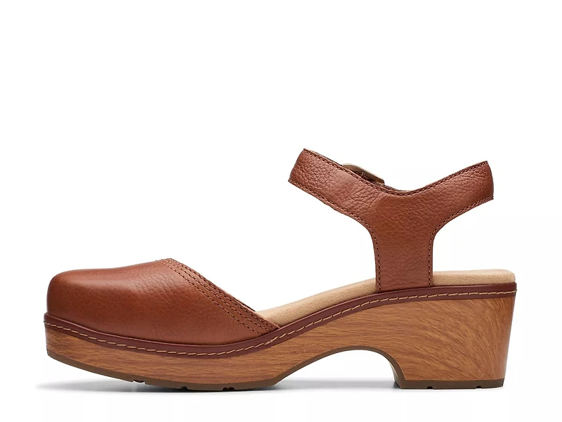 Paizlee Platform Clog