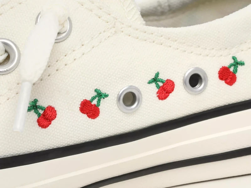 Chuck Taylor All Star Shoreline Sneaker - Women's