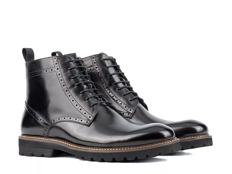 Blade Boot