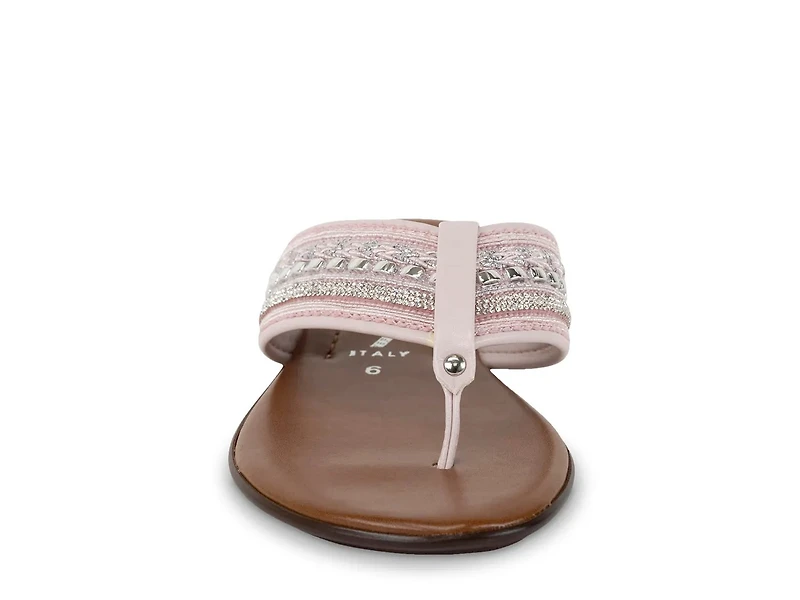 Zali Sandal