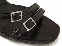 Sateena Sandal