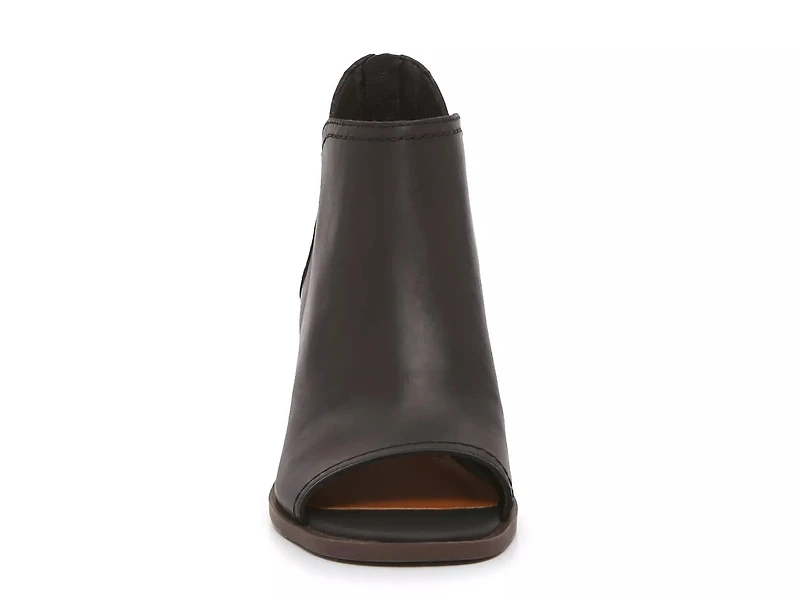 Theria Bootie