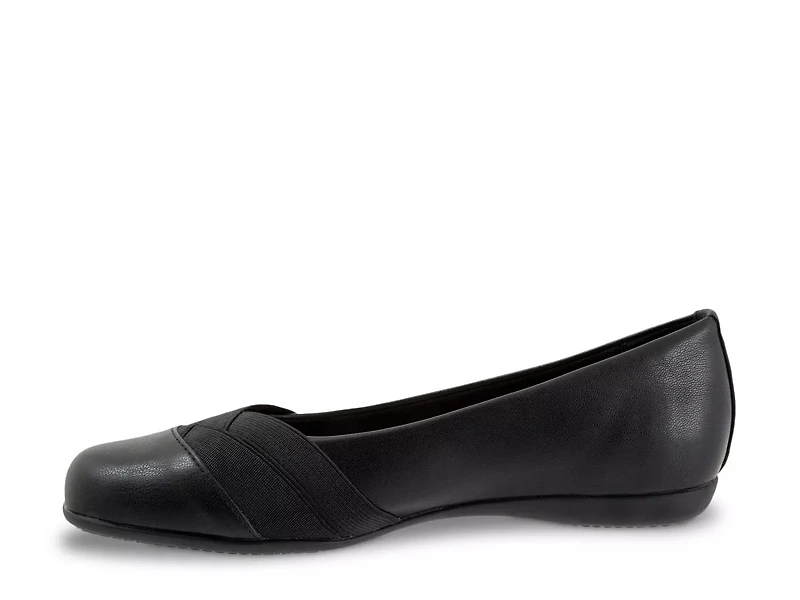 Stella Ballet Flat
