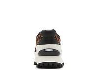 Lois Waterproof Sneaker