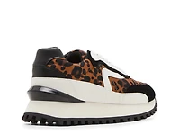 Lois Waterproof Sneaker