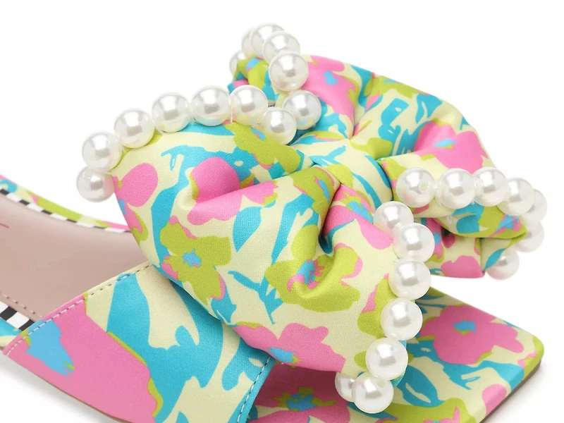 Nakia Sandal