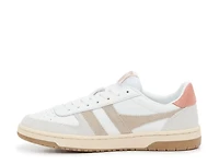 Hawk Sneaker