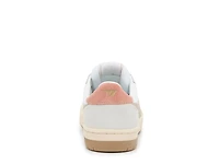 Hawk Sneaker