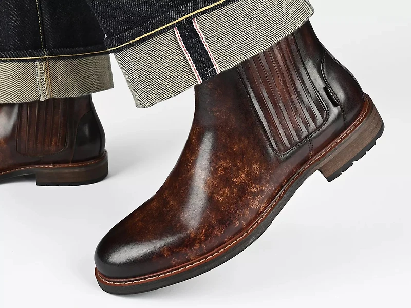 M010 Chelsea Boot
