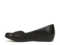 Incredible 2 Wedge Slip-On