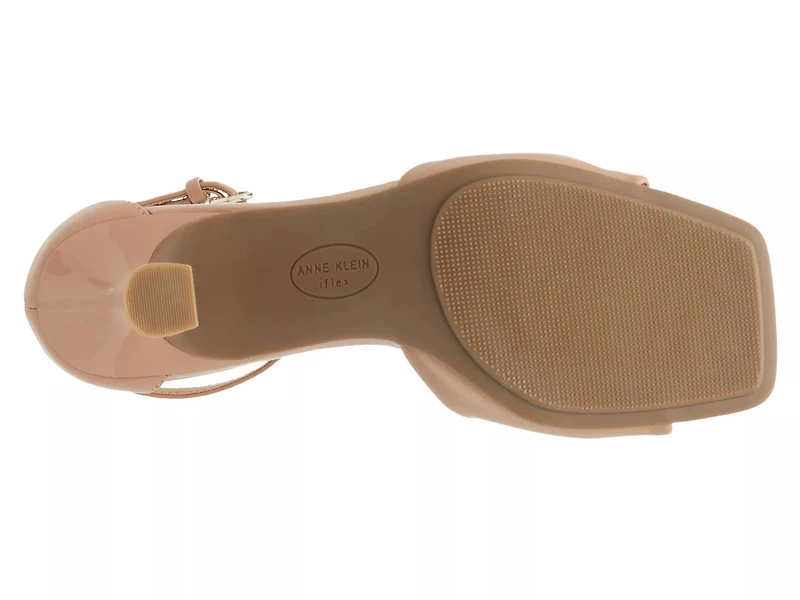 Jayna Sandal