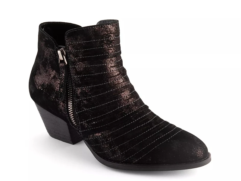 Bebby Bootie