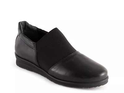 Diana Slip-On