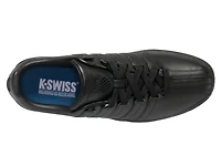 Classic VN Sneaker