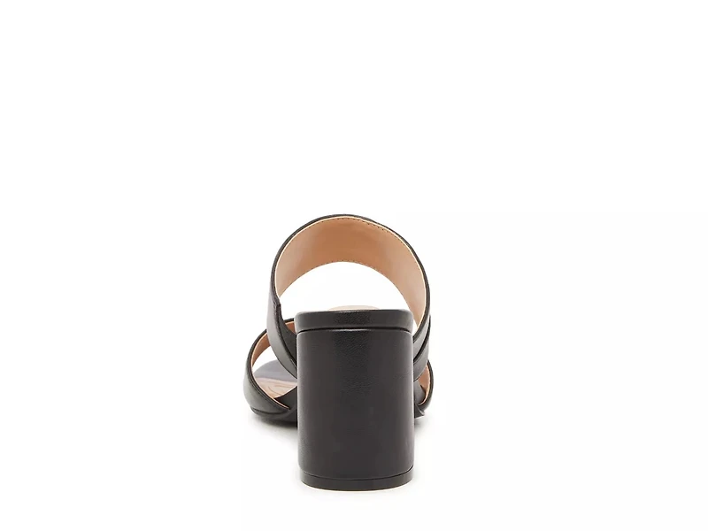 Avah Sandal