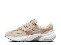 AL8 Sneaker