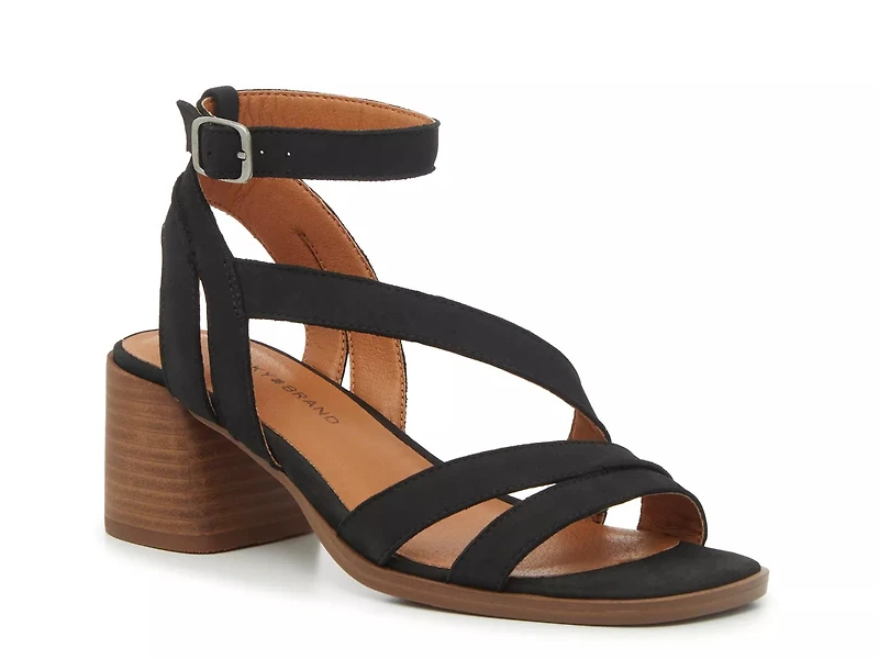 Junnah Sandal