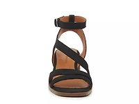 Junnah Sandal