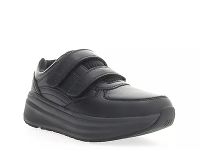 Ultima Strap Sneaker