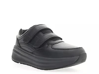 Ultima Strap Sneaker