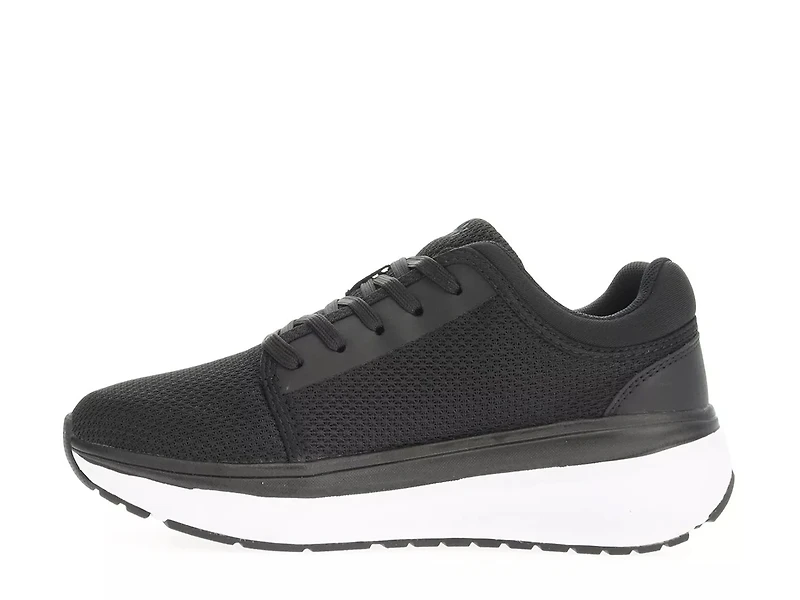 Ultima X Sneaker