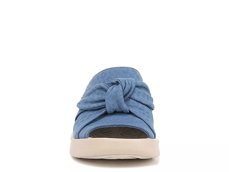 Smile Wedge Sandal
