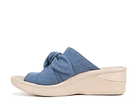 Smile Wedge Sandal