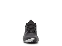 Lockdown 7 Sneaker
