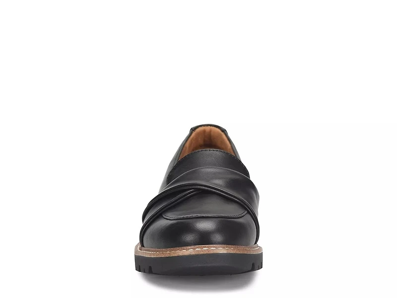 Leia Loafer