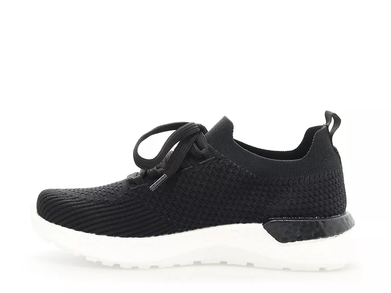B10 Unite Sneaker