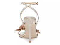 Ulyana Sandal