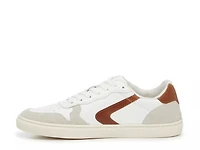 Court Sneaker
