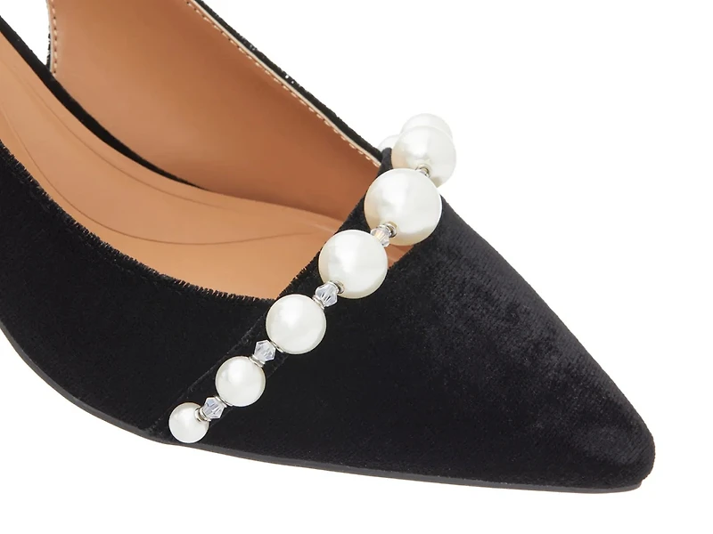 Luanna Pump