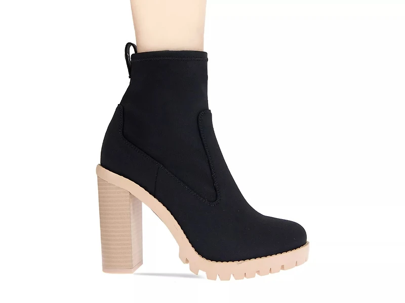 Pella Bootie