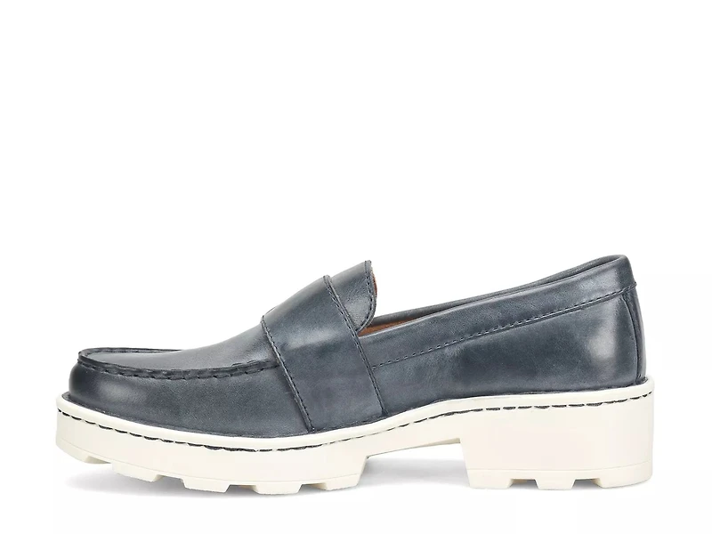 Contessa Loafer