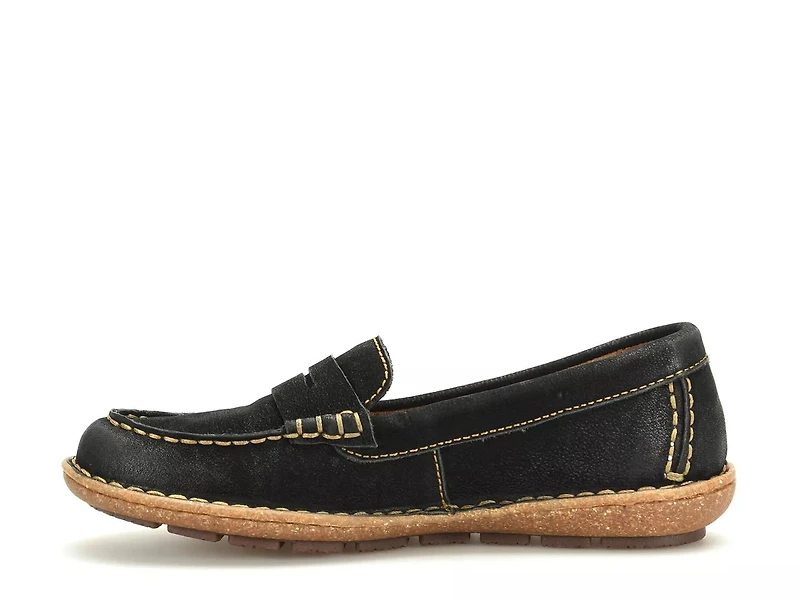 Nerina Penny Loafer