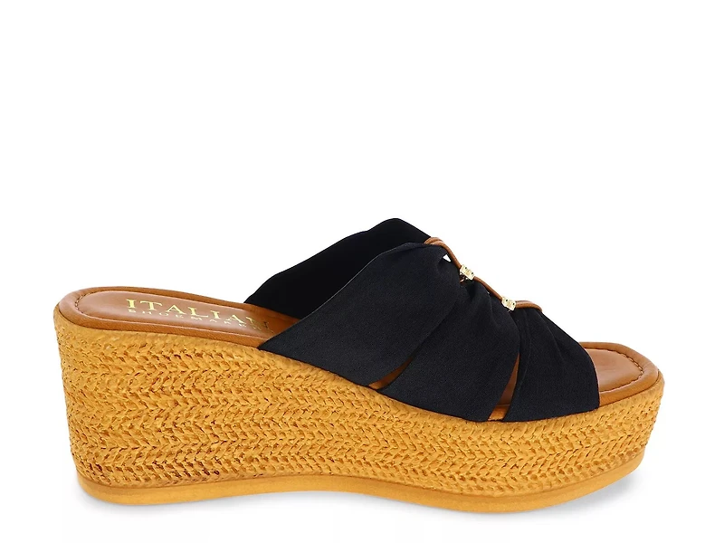 Amayra Wedge Sandal