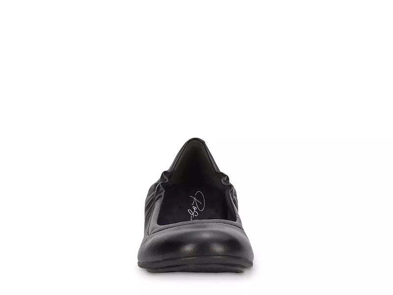 Tess Flat
