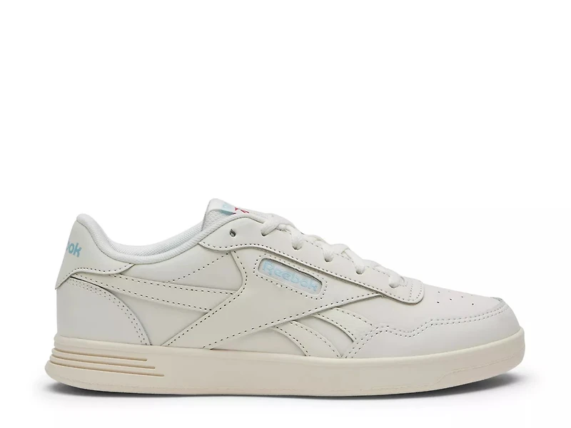 Court Advance Sneaker