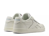 Court Advance Sneaker